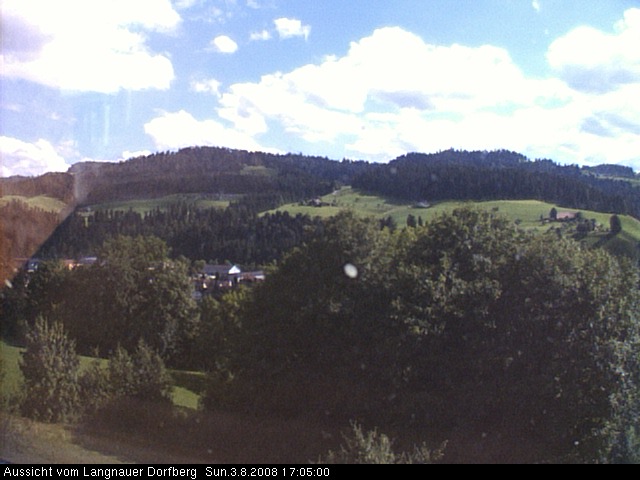 Webcam-Bild: Aussicht vom Dorfberg in Langnau 20080803-170500