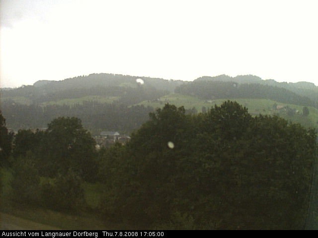 Webcam-Bild: Aussicht vom Dorfberg in Langnau 20080807-170500