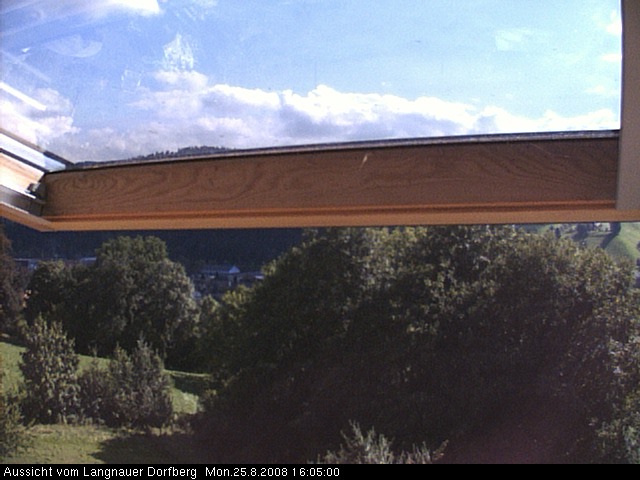 Webcam-Bild: Aussicht vom Dorfberg in Langnau 20080825-160500