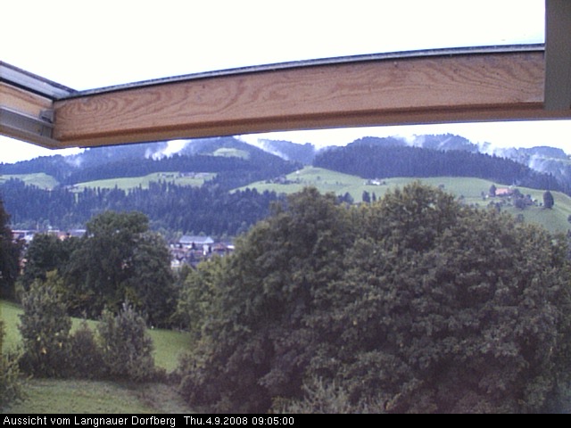 Webcam-Bild: Aussicht vom Dorfberg in Langnau 20080904-090500