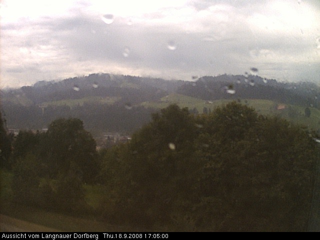 Webcam-Bild: Aussicht vom Dorfberg in Langnau 20080918-170500