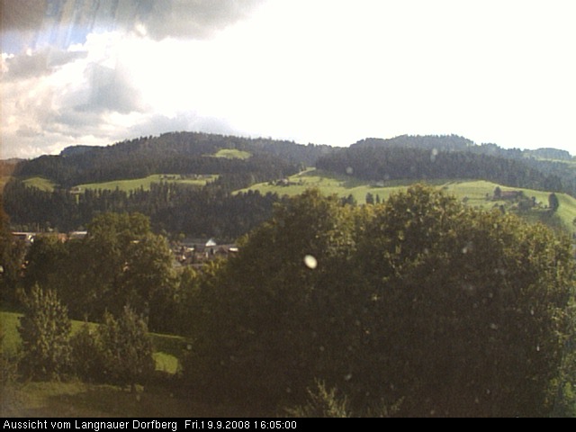 Webcam-Bild: Aussicht vom Dorfberg in Langnau 20080919-160500