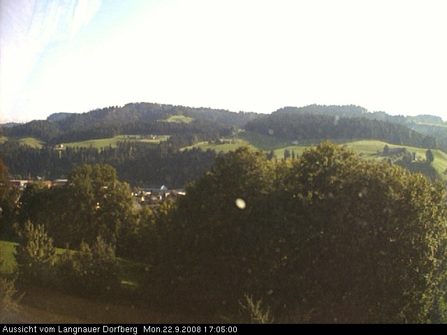 Webcam-Bild: Aussicht vom Dorfberg in Langnau 20080922-170500