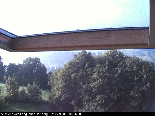 Webcam-Bild: Aussicht vom Dorfberg in Langnau 20080927-090500