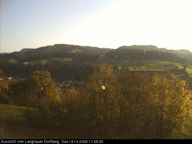Webcam-Bild: Aussicht vom Dorfberg in Langnau 20081019-170500