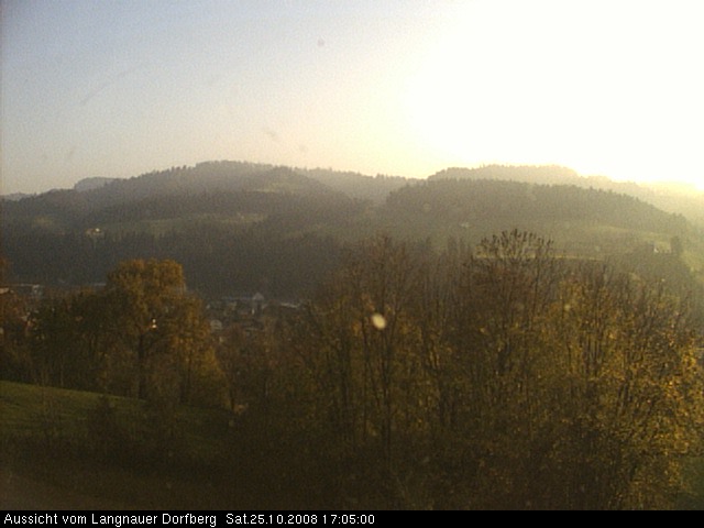 Webcam-Bild: Aussicht vom Dorfberg in Langnau 20081025-170500