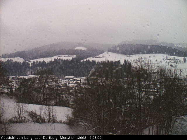 Webcam-Bild: Aussicht vom Dorfberg in Langnau 20081124-120500