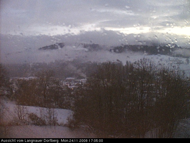 Webcam-Bild: Aussicht vom Dorfberg in Langnau 20081124-170500