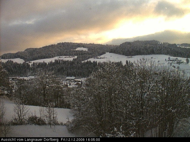 Webcam-Bild: Aussicht vom Dorfberg in Langnau 20081212-160500