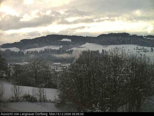 Webcam-Bild: Aussicht vom Dorfberg in Langnau 20081215-090500