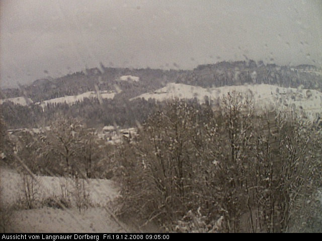 Webcam-Bild: Aussicht vom Dorfberg in Langnau 20081219-090500