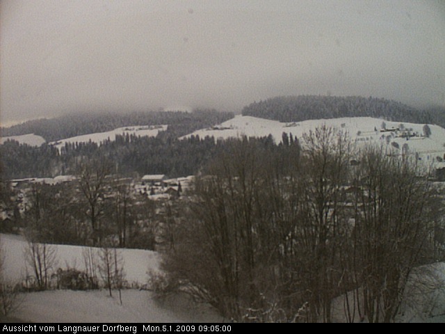 Webcam-Bild: Aussicht vom Dorfberg in Langnau 20090105-090500