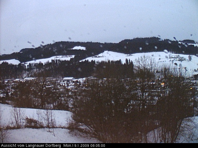 Webcam-Bild: Aussicht vom Dorfberg in Langnau 20090119-080500