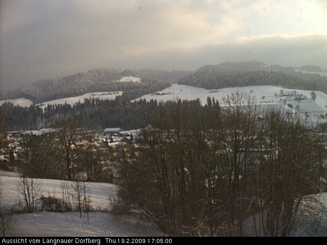 Webcam-Bild: Aussicht vom Dorfberg in Langnau 20090219-170500