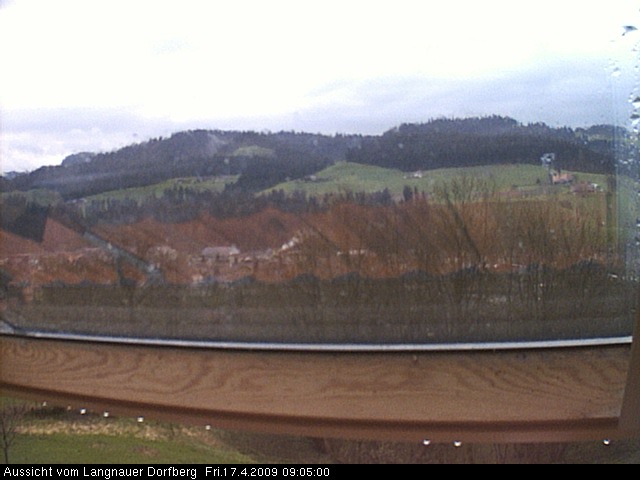 Webcam-Bild: Aussicht vom Dorfberg in Langnau 20090417-090500