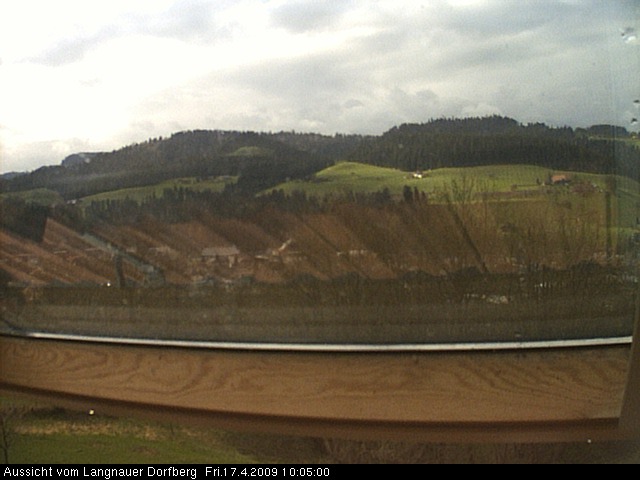 Webcam-Bild: Aussicht vom Dorfberg in Langnau 20090417-100500