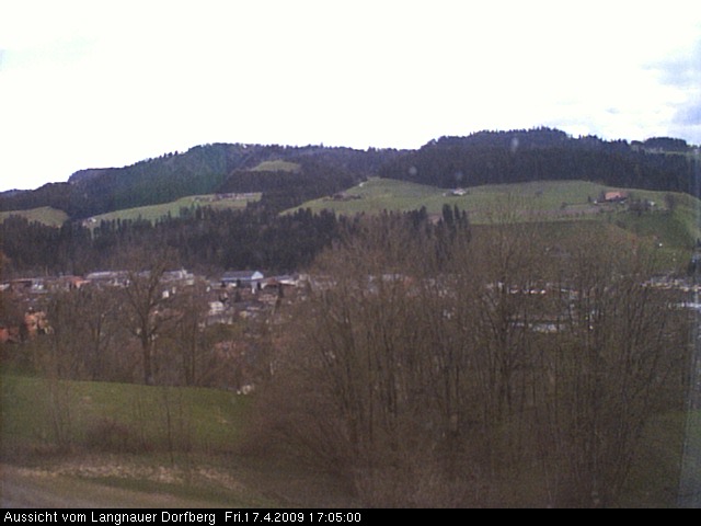 Webcam-Bild: Aussicht vom Dorfberg in Langnau 20090417-170500