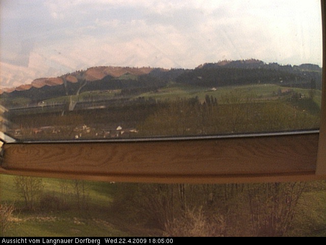 Webcam-Bild: Aussicht vom Dorfberg in Langnau 20090422-180500