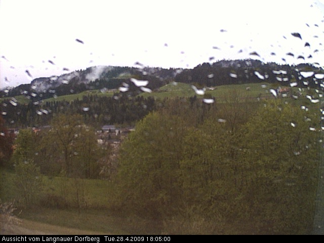 Webcam-Bild: Aussicht vom Dorfberg in Langnau 20090428-180500