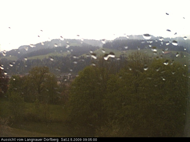 Webcam-Bild: Aussicht vom Dorfberg in Langnau 20090502-090500