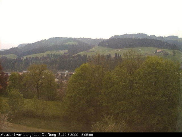 Webcam-Bild: Aussicht vom Dorfberg in Langnau 20090502-160500
