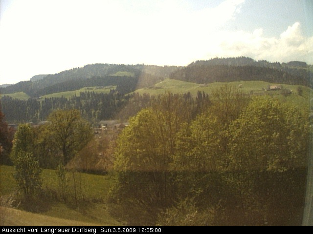 Webcam-Bild: Aussicht vom Dorfberg in Langnau 20090503-120500