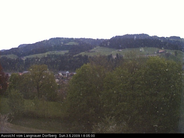 Webcam-Bild: Aussicht vom Dorfberg in Langnau 20090503-180500