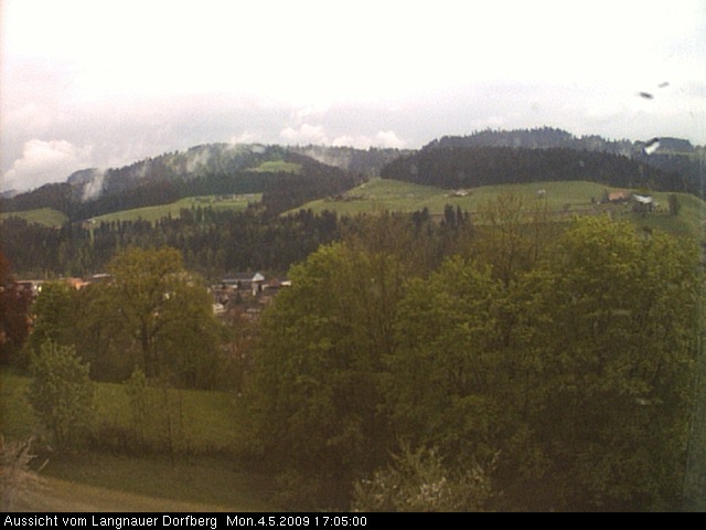 Webcam-Bild: Aussicht vom Dorfberg in Langnau 20090504-170500