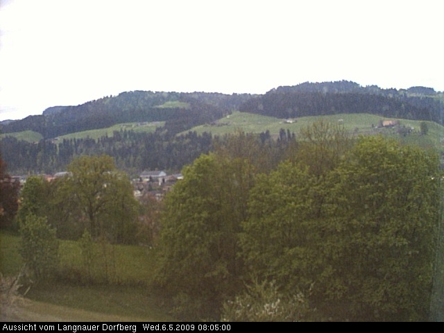 Webcam-Bild: Aussicht vom Dorfberg in Langnau 20090506-080500