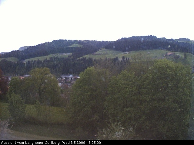 Webcam-Bild: Aussicht vom Dorfberg in Langnau 20090506-160500