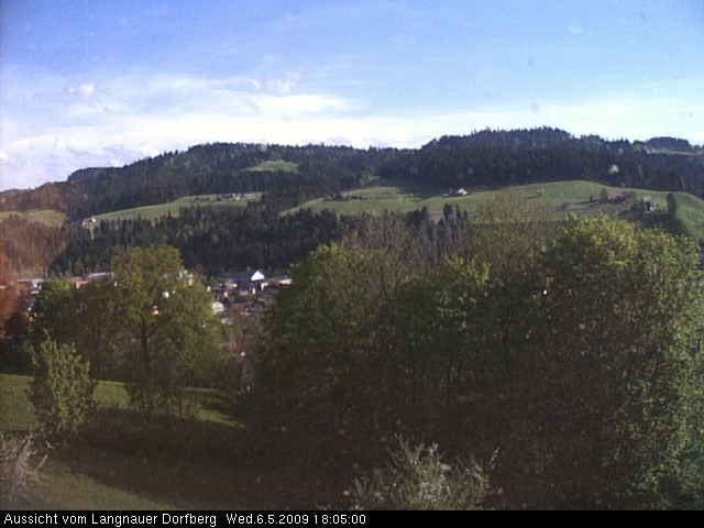 Webcam-Bild: Aussicht vom Dorfberg in Langnau 20090506-180500