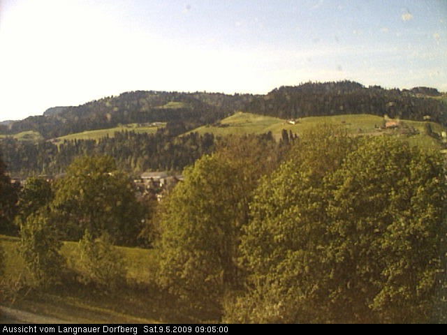 Webcam-Bild: Aussicht vom Dorfberg in Langnau 20090509-090500
