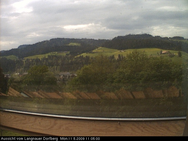 Webcam-Bild: Aussicht vom Dorfberg in Langnau 20090511-110500
