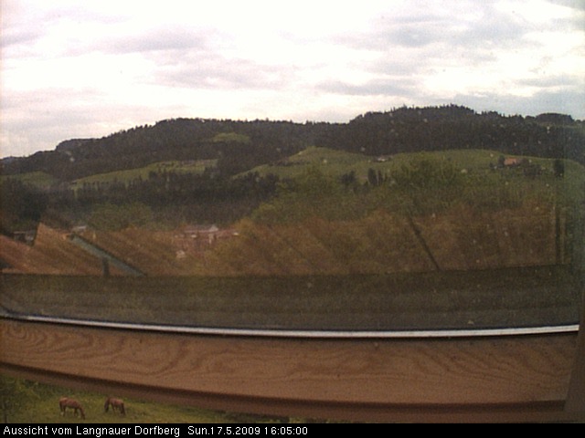 Webcam-Bild: Aussicht vom Dorfberg in Langnau 20090517-160500