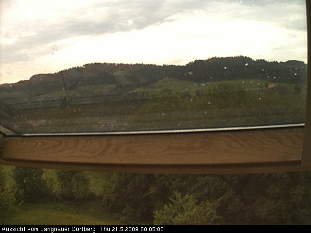 Webcam-Bild: Aussicht vom Dorfberg in Langnau 20090521-080500