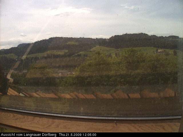 Webcam-Bild: Aussicht vom Dorfberg in Langnau 20090521-120500