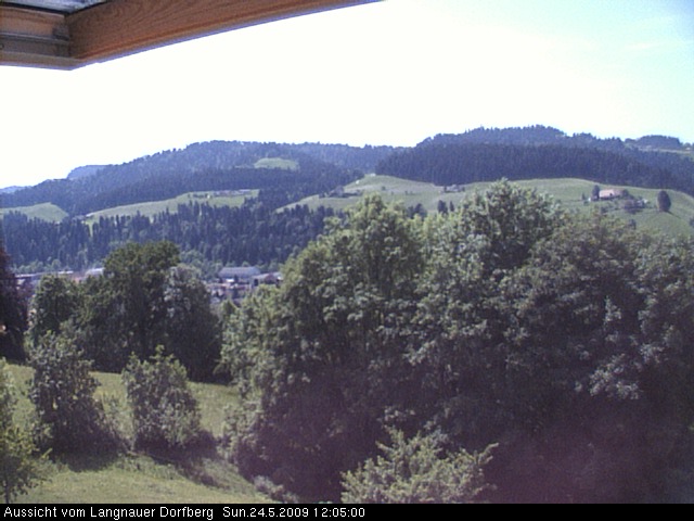 Webcam-Bild: Aussicht vom Dorfberg in Langnau 20090524-120500