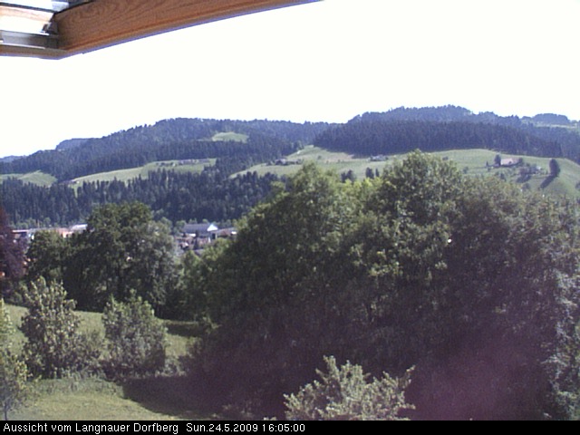 Webcam-Bild: Aussicht vom Dorfberg in Langnau 20090524-160500
