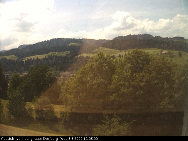 Webcam-Bild: Aussicht vom Dorfberg in Langnau 20090603-120500