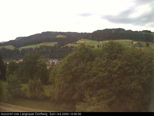 Webcam-Bild: Aussicht vom Dorfberg in Langnau 20090614-180500