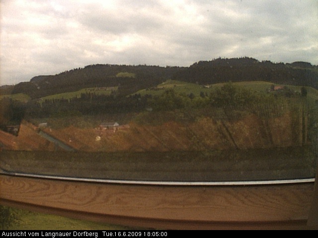 Webcam-Bild: Aussicht vom Dorfberg in Langnau 20090616-180500