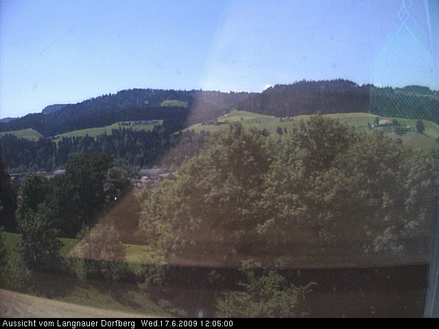 Webcam-Bild: Aussicht vom Dorfberg in Langnau 20090617-120500