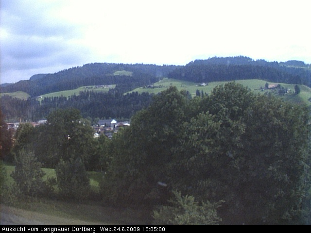 Webcam-Bild: Aussicht vom Dorfberg in Langnau 20090624-180500