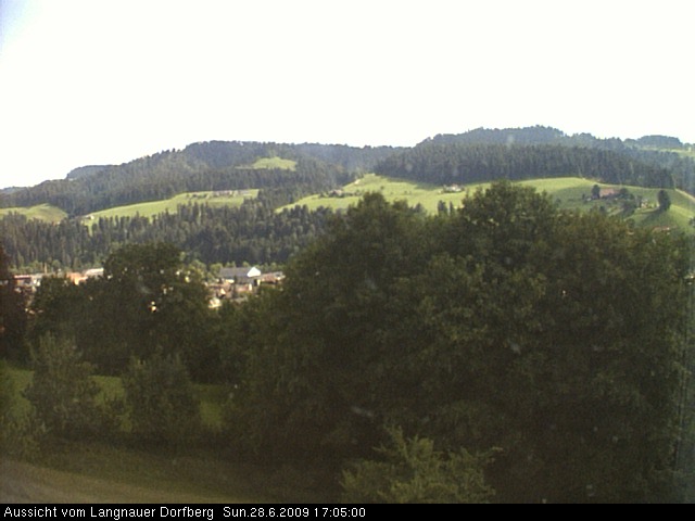 Webcam-Bild: Aussicht vom Dorfberg in Langnau 20090628-170500