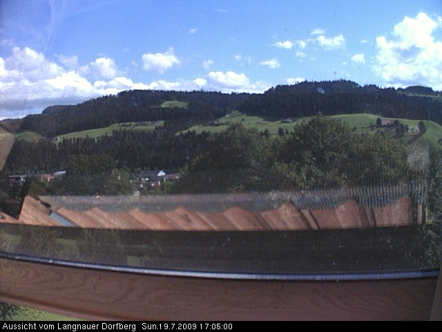 Webcam-Bild: Aussicht vom Dorfberg in Langnau 20090719-170500