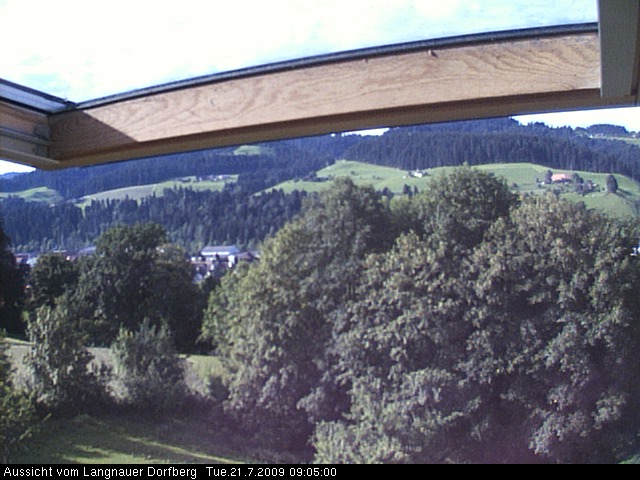 Webcam-Bild: Aussicht vom Dorfberg in Langnau 20090721-090500