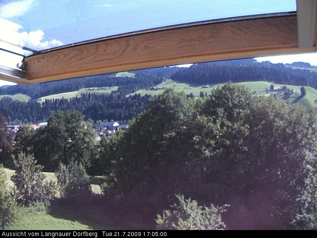 Webcam-Bild: Aussicht vom Dorfberg in Langnau 20090721-170500
