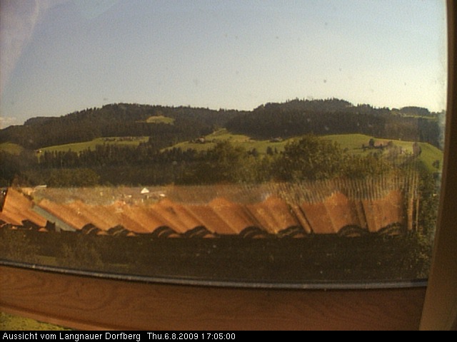 Webcam-Bild: Aussicht vom Dorfberg in Langnau 20090806-170500