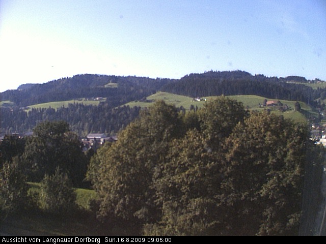 Webcam-Bild: Aussicht vom Dorfberg in Langnau 20090816-090500