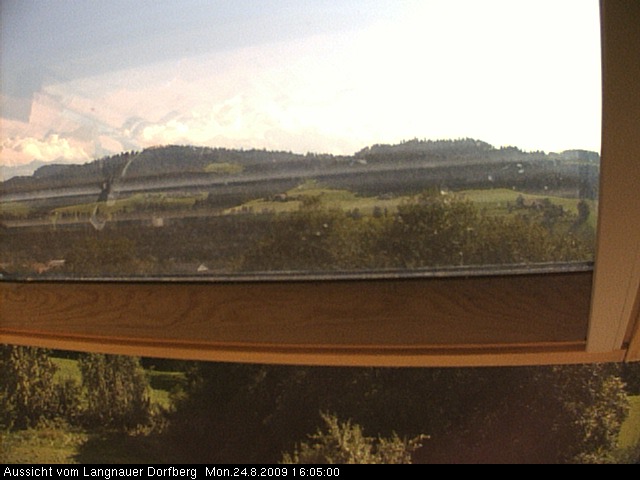 Webcam-Bild: Aussicht vom Dorfberg in Langnau 20090824-160500